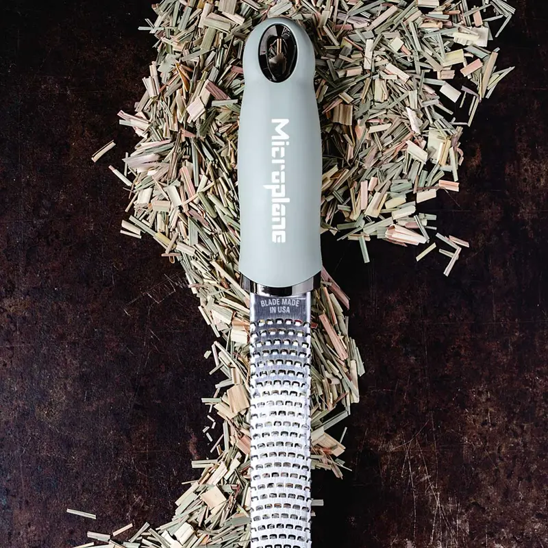 Classic Zester With Sage Green Ergonomic Handle 1