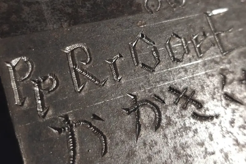 Custom Knife Engraving Service – Personalized Blade Inscription 1
