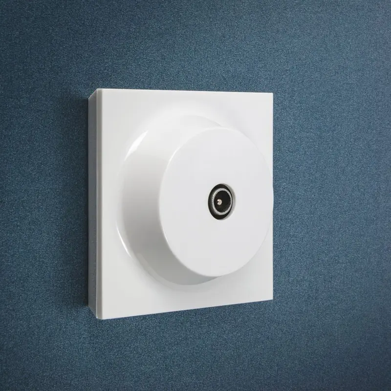 Fontini Neo Evo White Surface-Mount Coaxial Tv Socket With Frame 1
