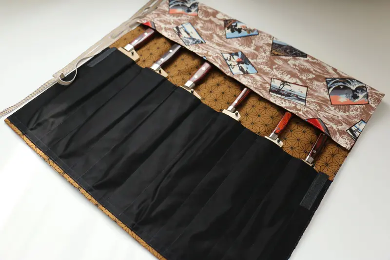 Hokusai-Inspired Brown Knife Roll With 7 Pockets And Black Interior 1