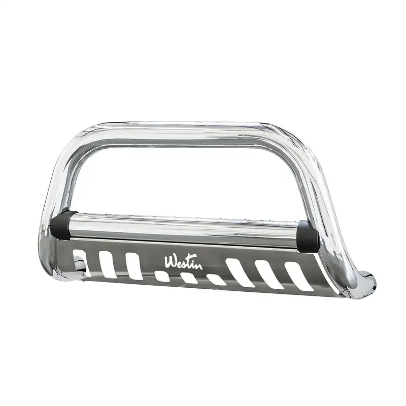 Westin Ultimate Bull Bar – Heavy-Duty Front Protection 1